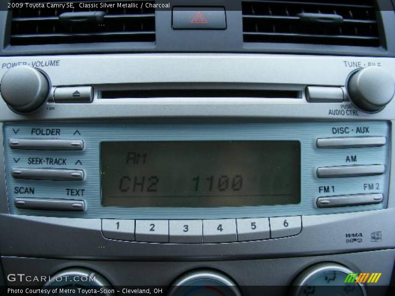 Classic Silver Metallic / Charcoal 2009 Toyota Camry SE