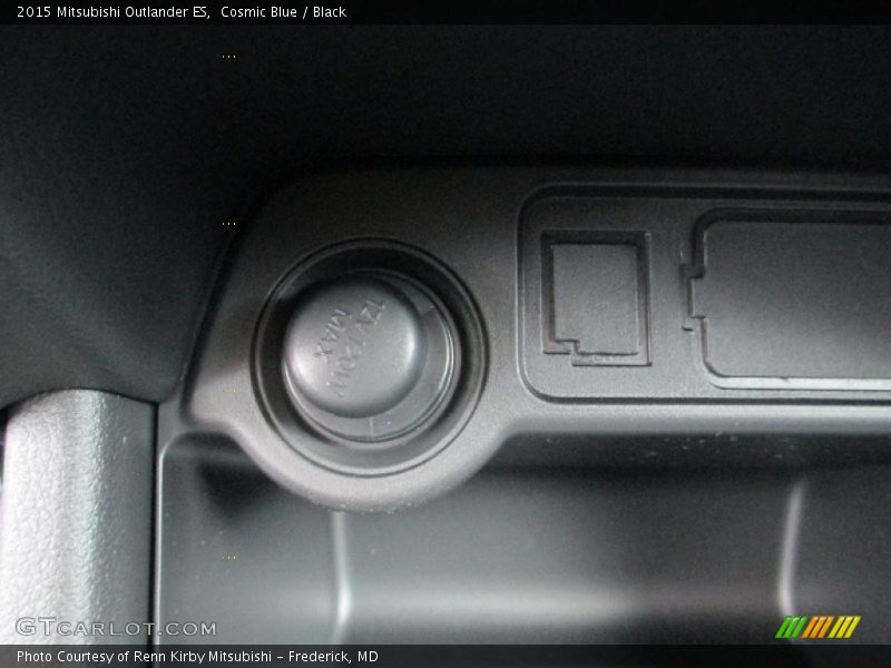 Cosmic Blue / Black 2015 Mitsubishi Outlander ES