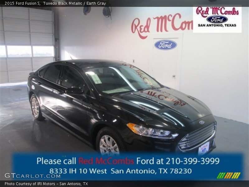 Tuxedo Black Metallic / Earth Gray 2015 Ford Fusion S