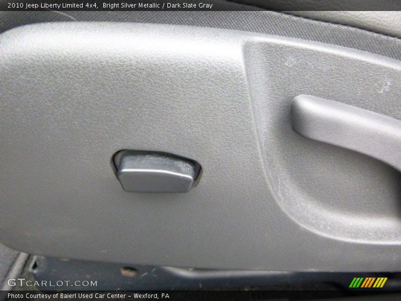 Bright Silver Metallic / Dark Slate Gray 2010 Jeep Liberty Limited 4x4