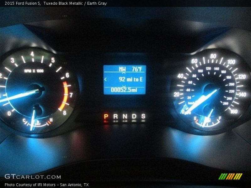 Tuxedo Black Metallic / Earth Gray 2015 Ford Fusion S