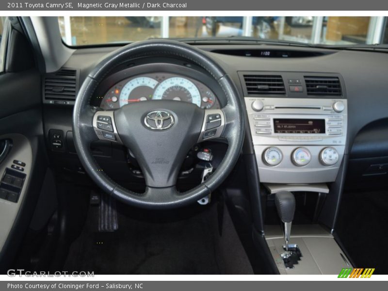 Magnetic Gray Metallic / Dark Charcoal 2011 Toyota Camry SE