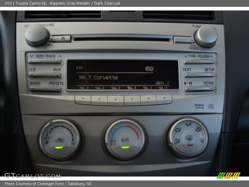 Magnetic Gray Metallic / Dark Charcoal 2011 Toyota Camry SE
