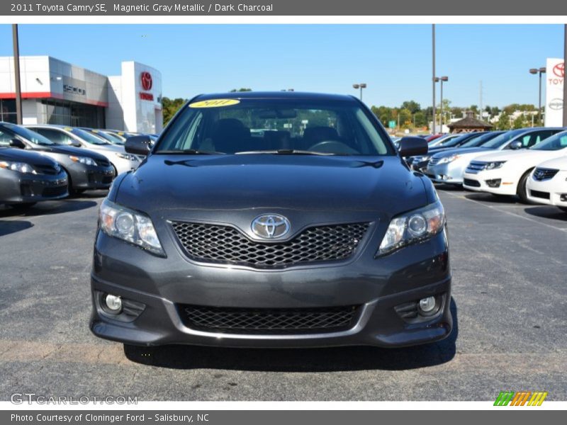Magnetic Gray Metallic / Dark Charcoal 2011 Toyota Camry SE