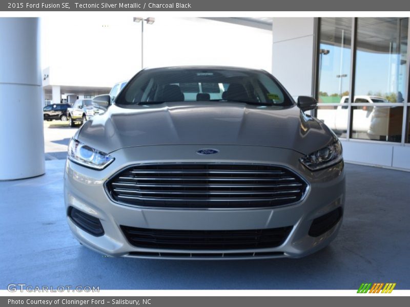 Tectonic Silver Metallic / Charcoal Black 2015 Ford Fusion SE