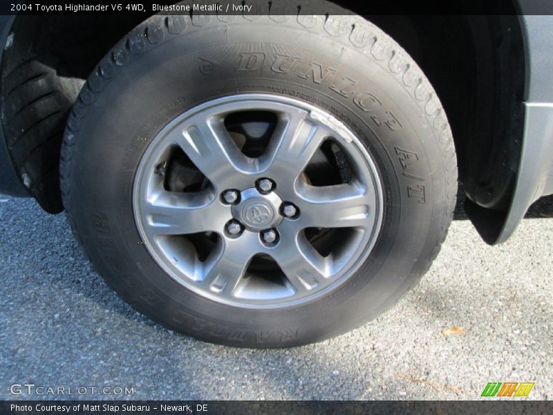Bluestone Metallic / Ivory 2004 Toyota Highlander V6 4WD