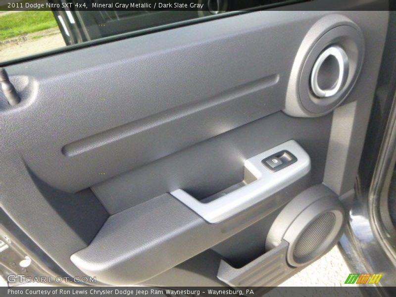 Mineral Gray Metallic / Dark Slate Gray 2011 Dodge Nitro SXT 4x4