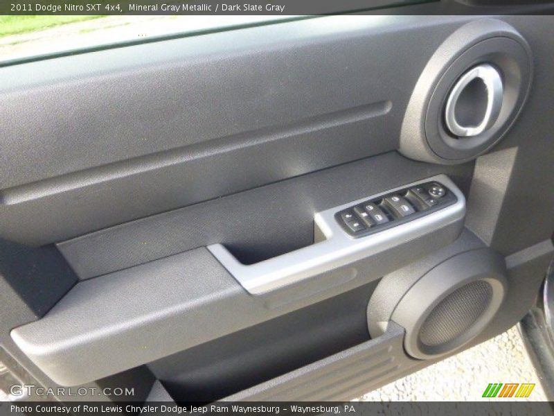 Mineral Gray Metallic / Dark Slate Gray 2011 Dodge Nitro SXT 4x4