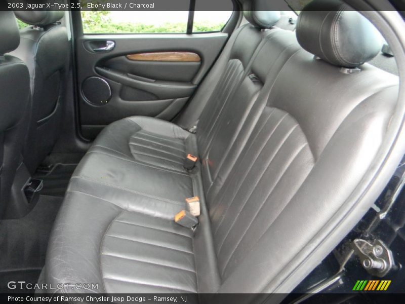 Ebony Black / Charcoal 2003 Jaguar X-Type 2.5
