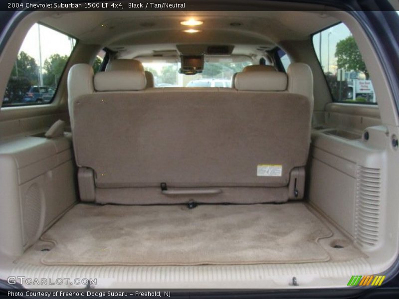 Black / Tan/Neutral 2004 Chevrolet Suburban 1500 LT 4x4