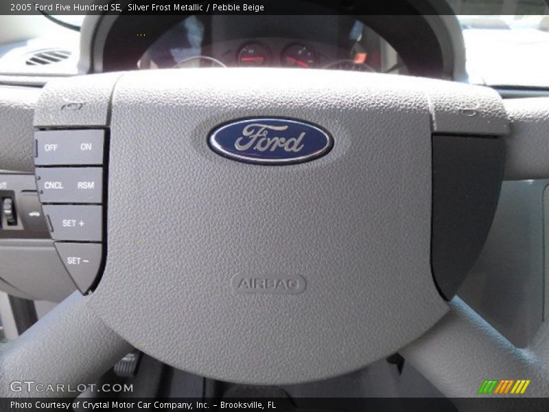 Silver Frost Metallic / Pebble Beige 2005 Ford Five Hundred SE