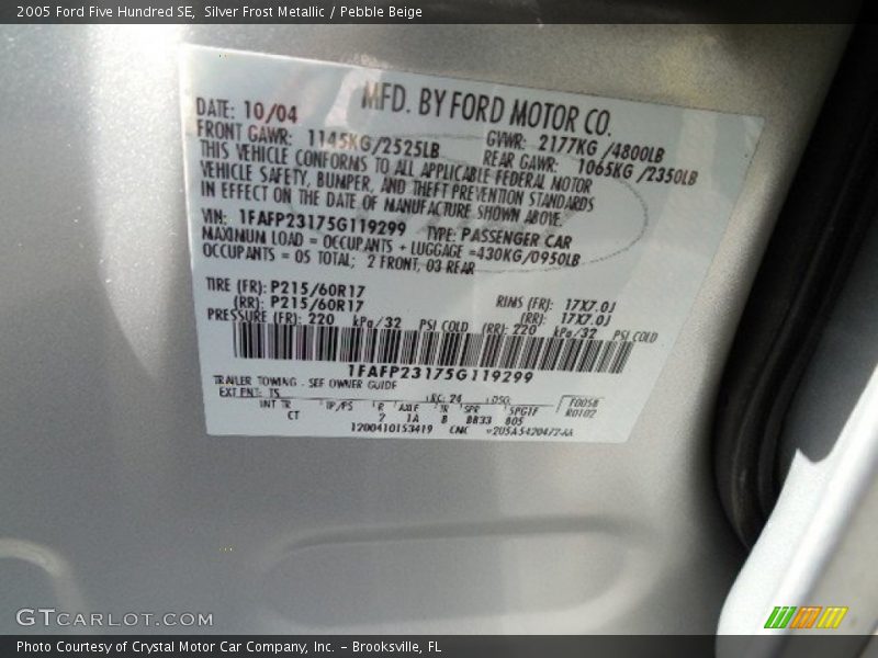 Silver Frost Metallic / Pebble Beige 2005 Ford Five Hundred SE