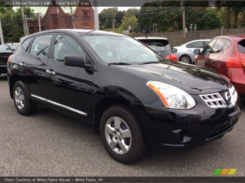 Super Black / Gray 2013 Nissan Rogue S AWD