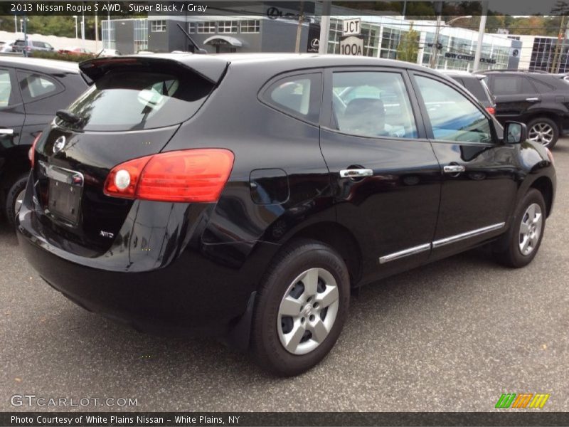 Super Black / Gray 2013 Nissan Rogue S AWD