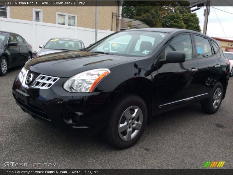 Super Black / Gray 2013 Nissan Rogue S AWD