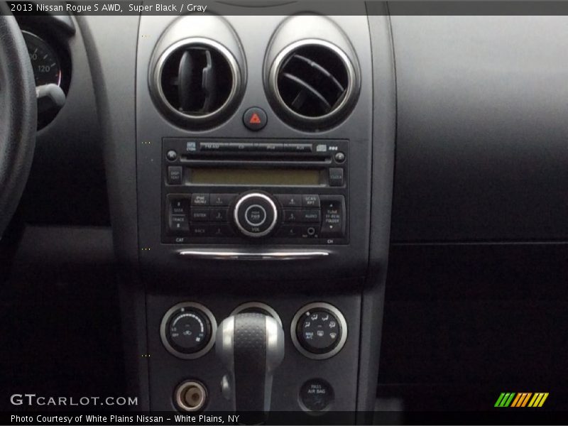 Super Black / Gray 2013 Nissan Rogue S AWD