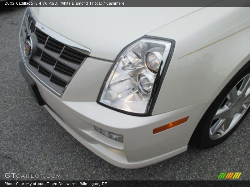 White Diamond Tricoat / Cashmere 2009 Cadillac STS 4 V6 AWD