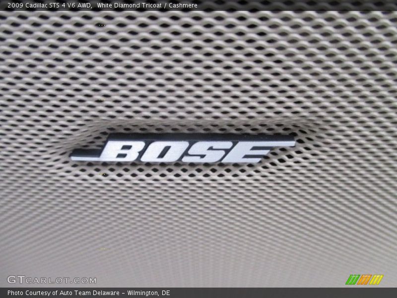 White Diamond Tricoat / Cashmere 2009 Cadillac STS 4 V6 AWD