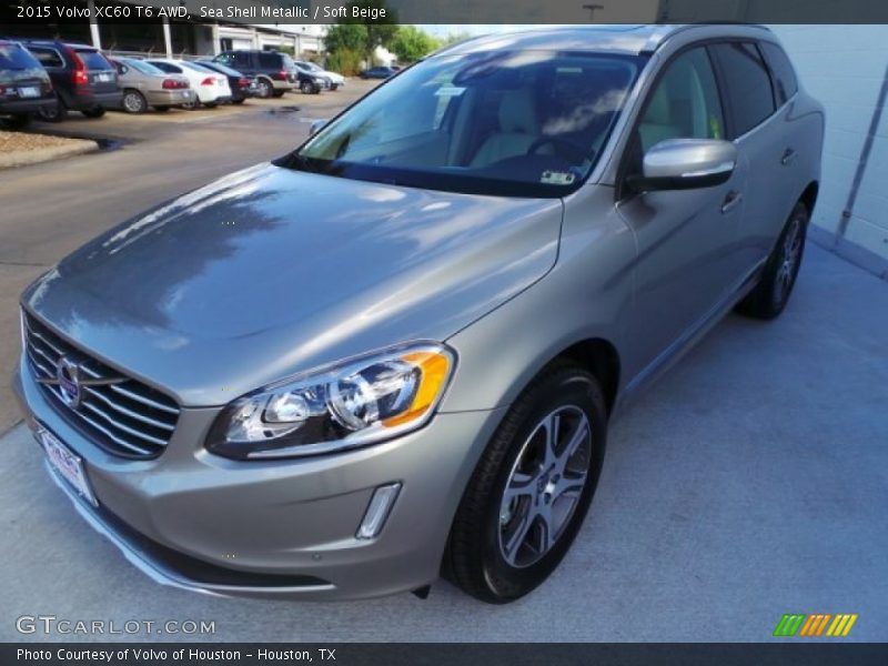 Sea Shell Metallic / Soft Beige 2015 Volvo XC60 T6 AWD