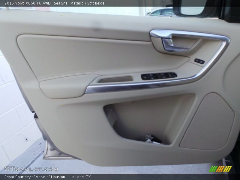 Sea Shell Metallic / Soft Beige 2015 Volvo XC60 T6 AWD