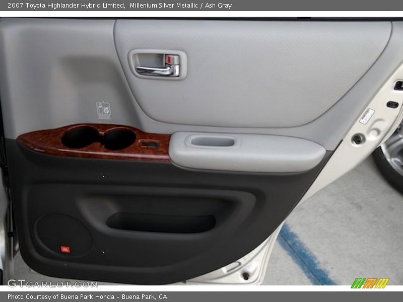 Millenium Silver Metallic / Ash Gray 2007 Toyota Highlander Hybrid Limited