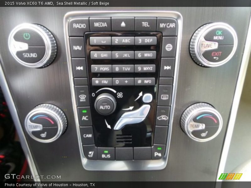 Sea Shell Metallic / Soft Beige 2015 Volvo XC60 T6 AWD