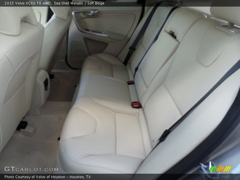 Sea Shell Metallic / Soft Beige 2015 Volvo XC60 T6 AWD