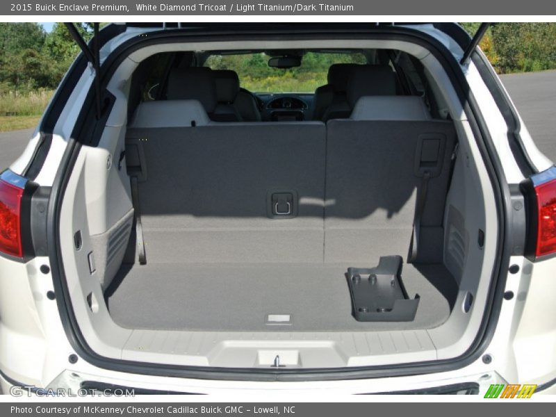 White Diamond Tricoat / Light Titanium/Dark Titanium 2015 Buick Enclave Premium
