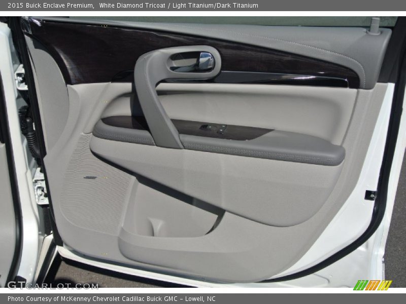 White Diamond Tricoat / Light Titanium/Dark Titanium 2015 Buick Enclave Premium
