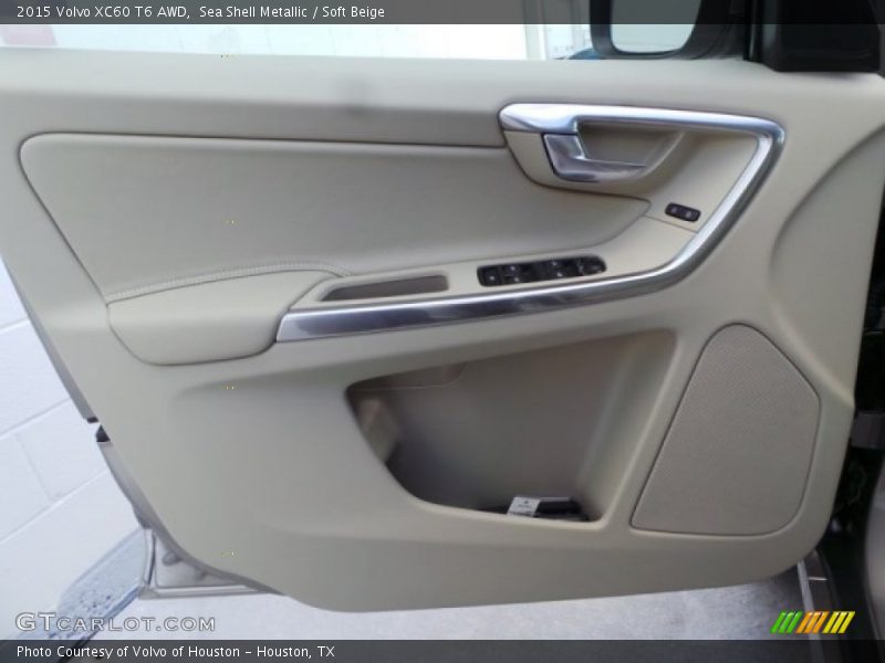 Sea Shell Metallic / Soft Beige 2015 Volvo XC60 T6 AWD