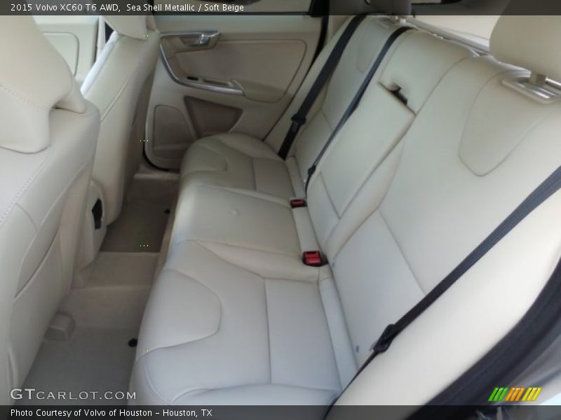 Sea Shell Metallic / Soft Beige 2015 Volvo XC60 T6 AWD