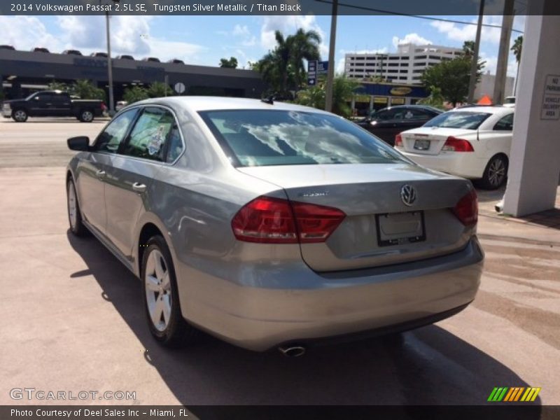 Tungsten Silver Metallic / Titan Black 2014 Volkswagen Passat 2.5L SE