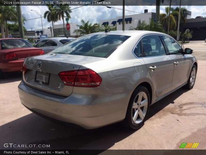 Tungsten Silver Metallic / Titan Black 2014 Volkswagen Passat 2.5L SE