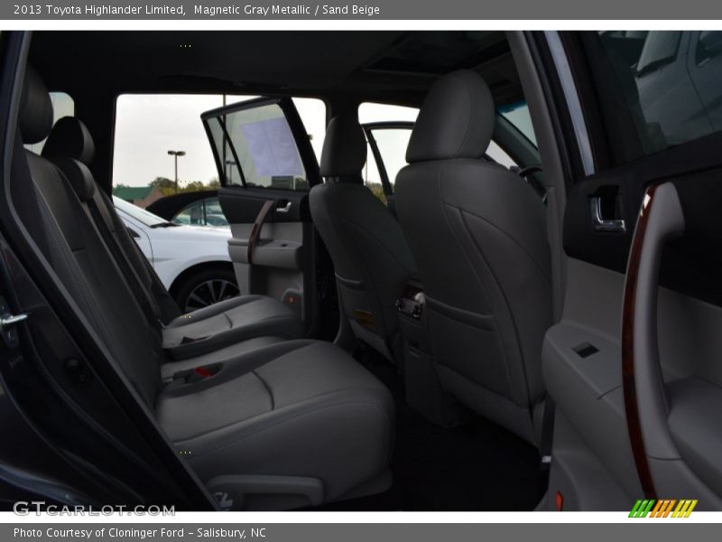 Magnetic Gray Metallic / Sand Beige 2013 Toyota Highlander Limited
