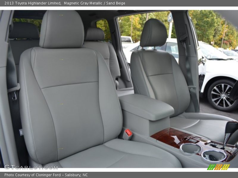 Magnetic Gray Metallic / Sand Beige 2013 Toyota Highlander Limited