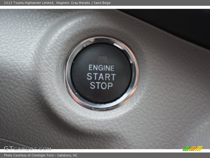 Magnetic Gray Metallic / Sand Beige 2013 Toyota Highlander Limited