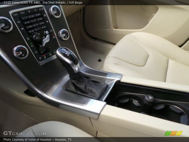 Sea Shell Metallic / Soft Beige 2015 Volvo XC60 T6 AWD