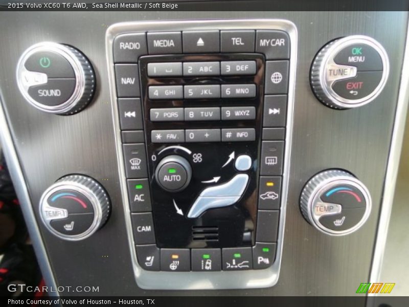 Sea Shell Metallic / Soft Beige 2015 Volvo XC60 T6 AWD