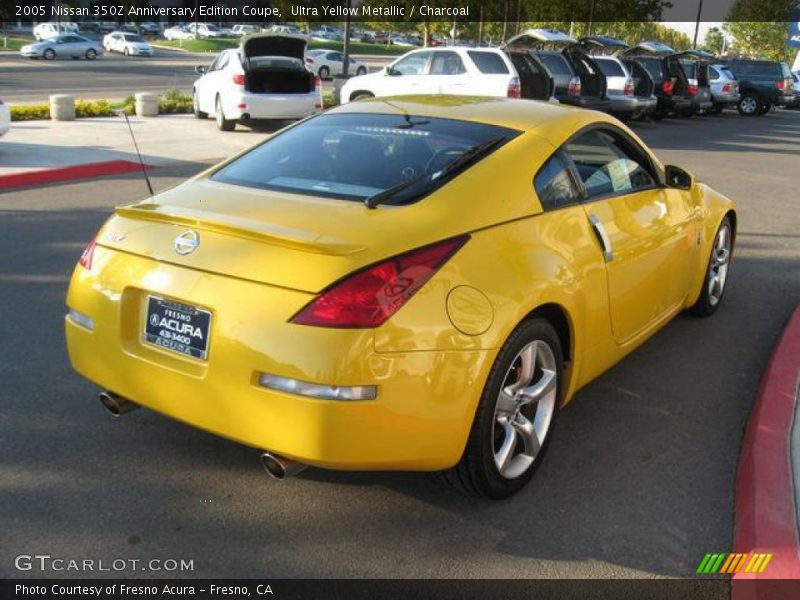 Ultra Yellow Metallic / Charcoal 2005 Nissan 350Z Anniversary Edition Coupe