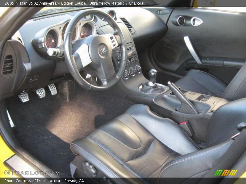 Ultra Yellow Metallic / Charcoal 2005 Nissan 350Z Anniversary Edition Coupe