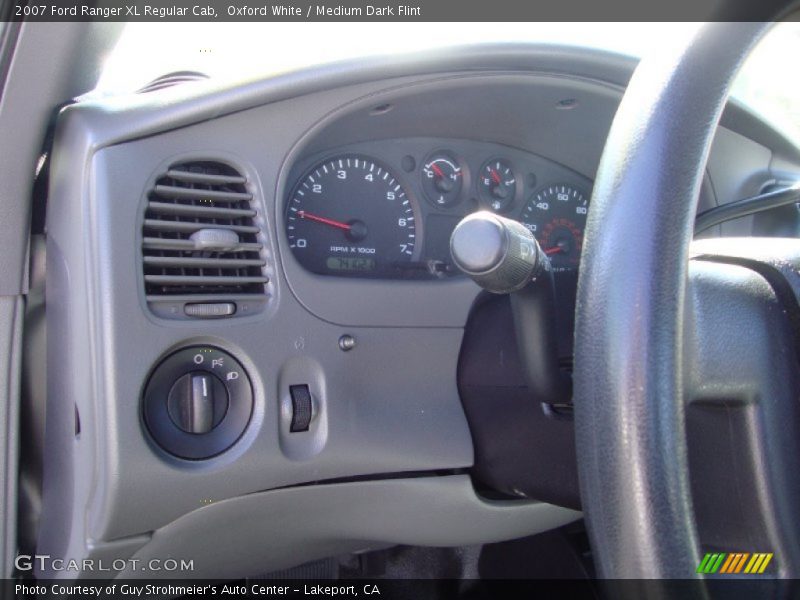 Oxford White / Medium Dark Flint 2007 Ford Ranger XL Regular Cab
