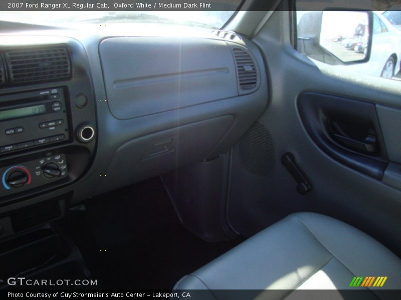 Oxford White / Medium Dark Flint 2007 Ford Ranger XL Regular Cab