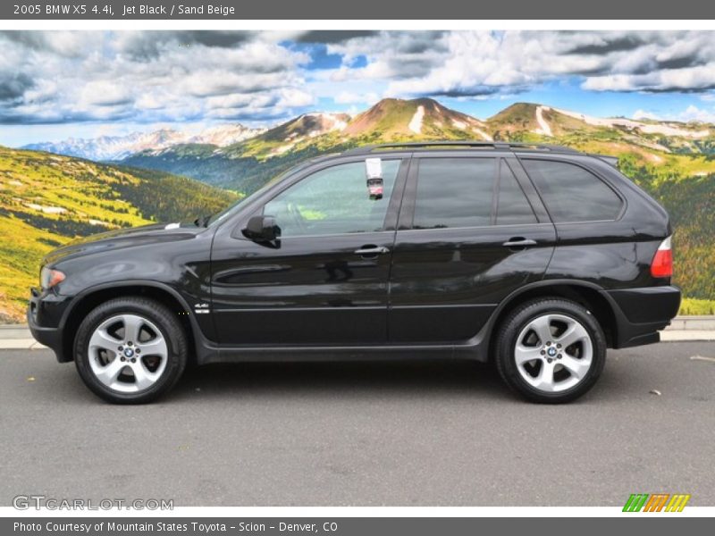 Jet Black / Sand Beige 2005 BMW X5 4.4i