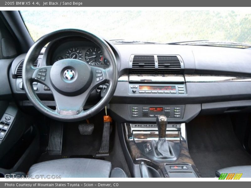 Jet Black / Sand Beige 2005 BMW X5 4.4i
