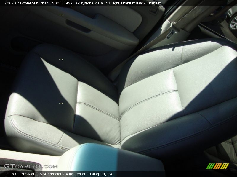 Graystone Metallic / Light Titanium/Dark Titanium 2007 Chevrolet Suburban 1500 LT 4x4