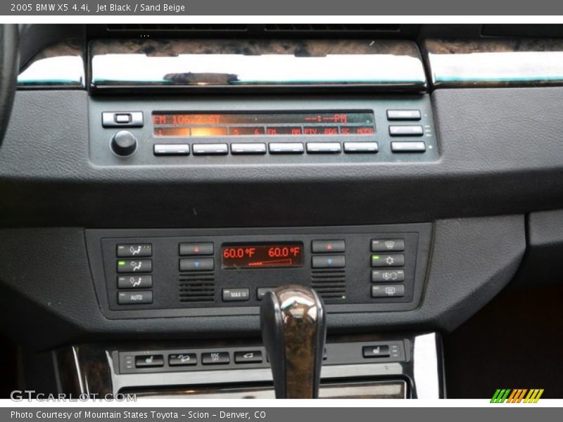 Jet Black / Sand Beige 2005 BMW X5 4.4i