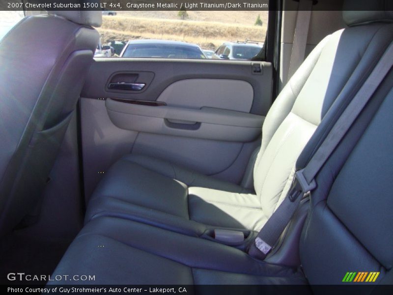 Graystone Metallic / Light Titanium/Dark Titanium 2007 Chevrolet Suburban 1500 LT 4x4