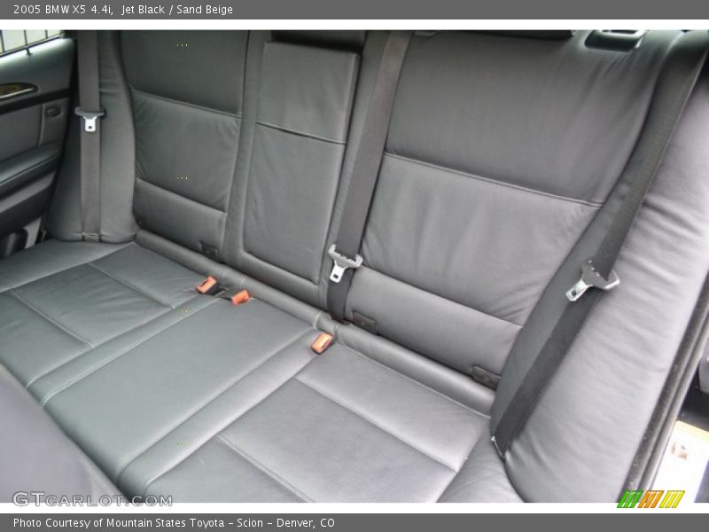 Jet Black / Sand Beige 2005 BMW X5 4.4i