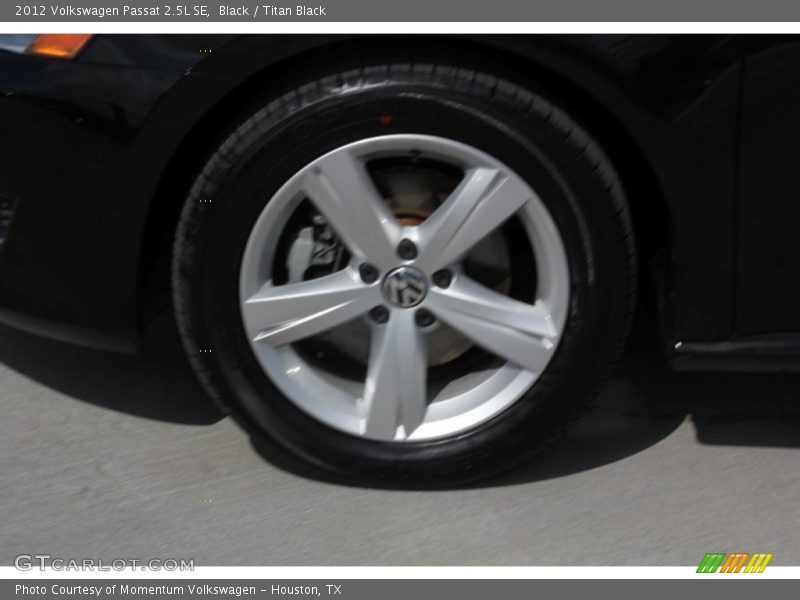 Black / Titan Black 2012 Volkswagen Passat 2.5L SE