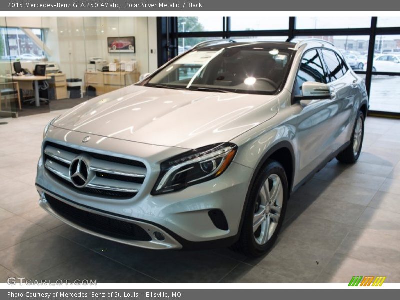 Polar Silver Metallic / Black 2015 Mercedes-Benz GLA 250 4Matic